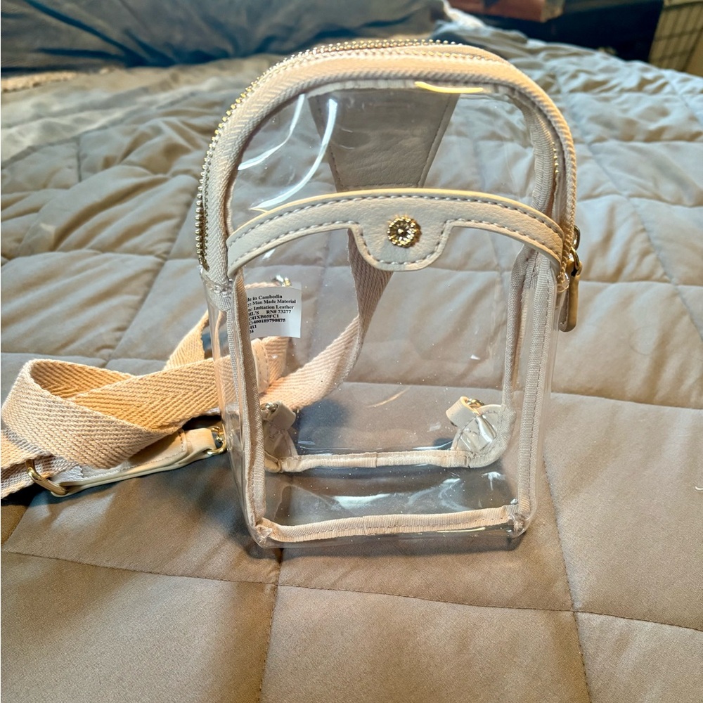 LC Lauren Conrad White Crossbody Bag with Structured Elegance
